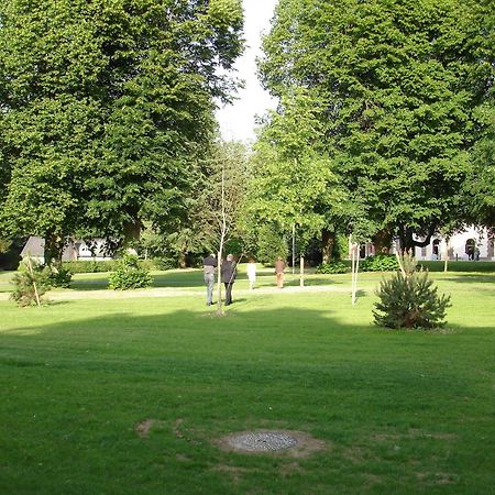 Le Chateau De Pretreville La Riviere-Saint-Sauveur Bagian luar foto